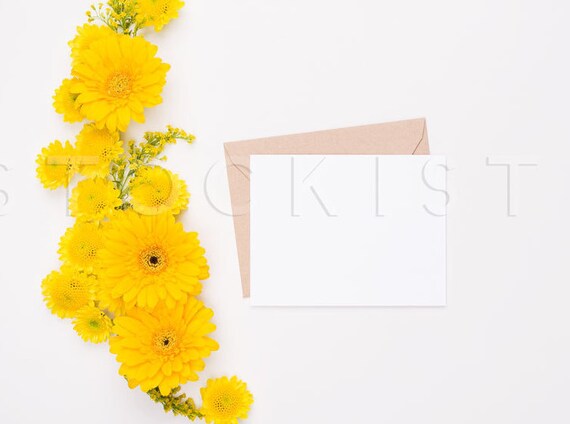 Free Card Template With Yellow Gerber Daisy Styled Stock Photography 