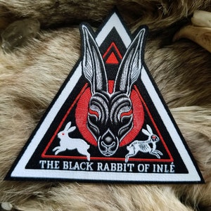 The Black Rabbit of Inlé Woven Patch Skeleton Death Watership down Bunny Nature Circle of Life afbeelding 1