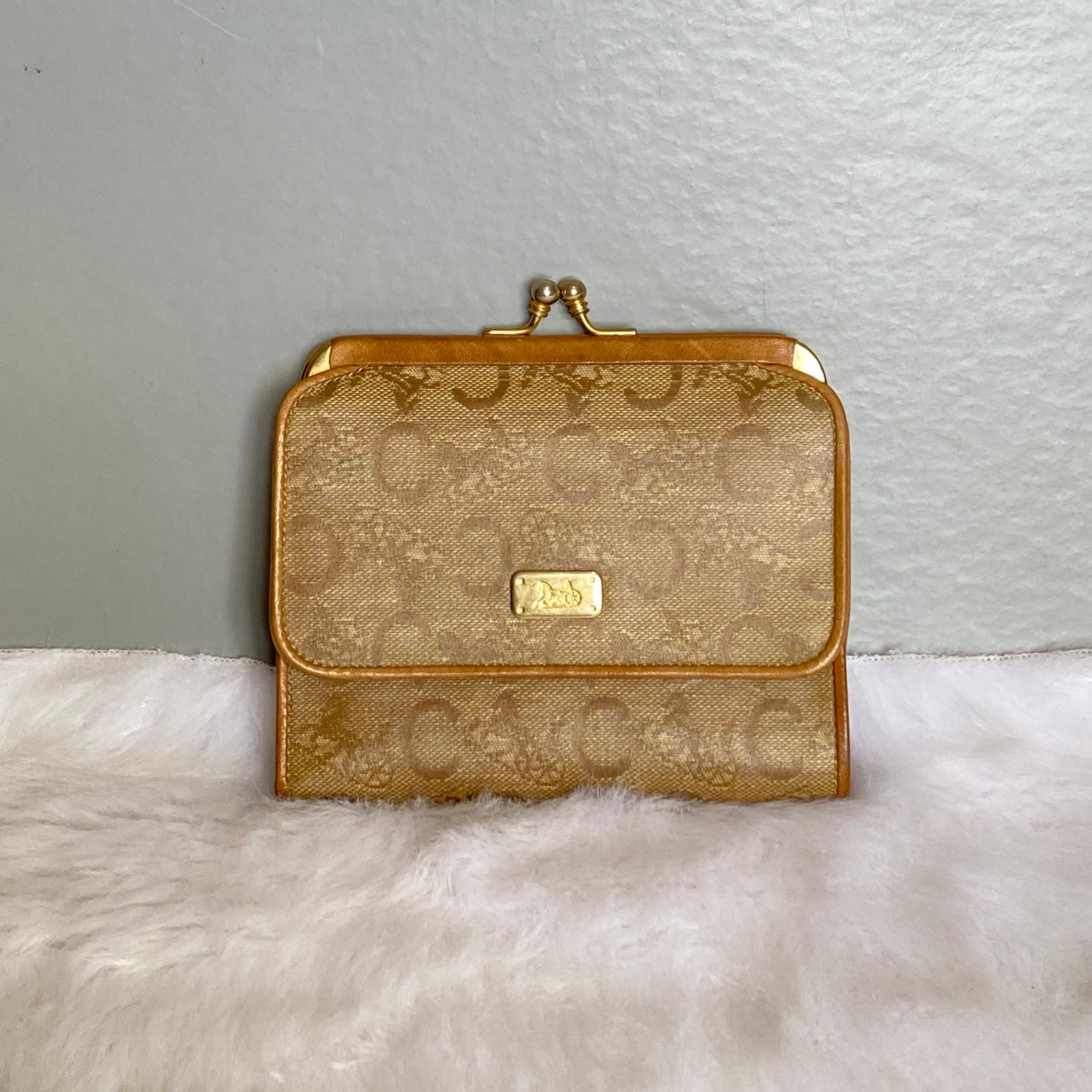 Celine Vintage Black Leather Gold Carriage Logo Flap Shoulder Bag –  Amarcord Vintage Fashion