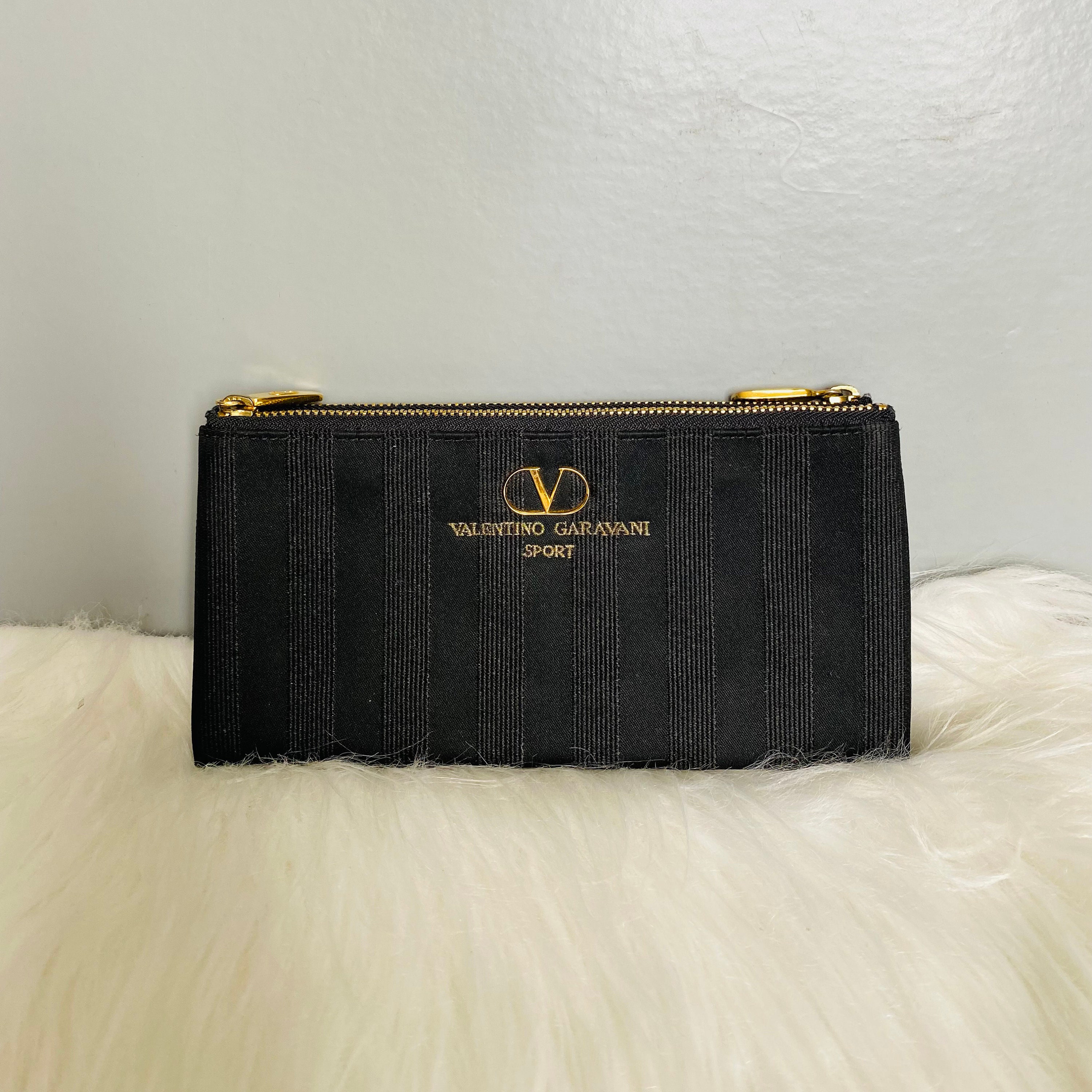 Valentino Garavani Handbags, Purses & Wallets for Women