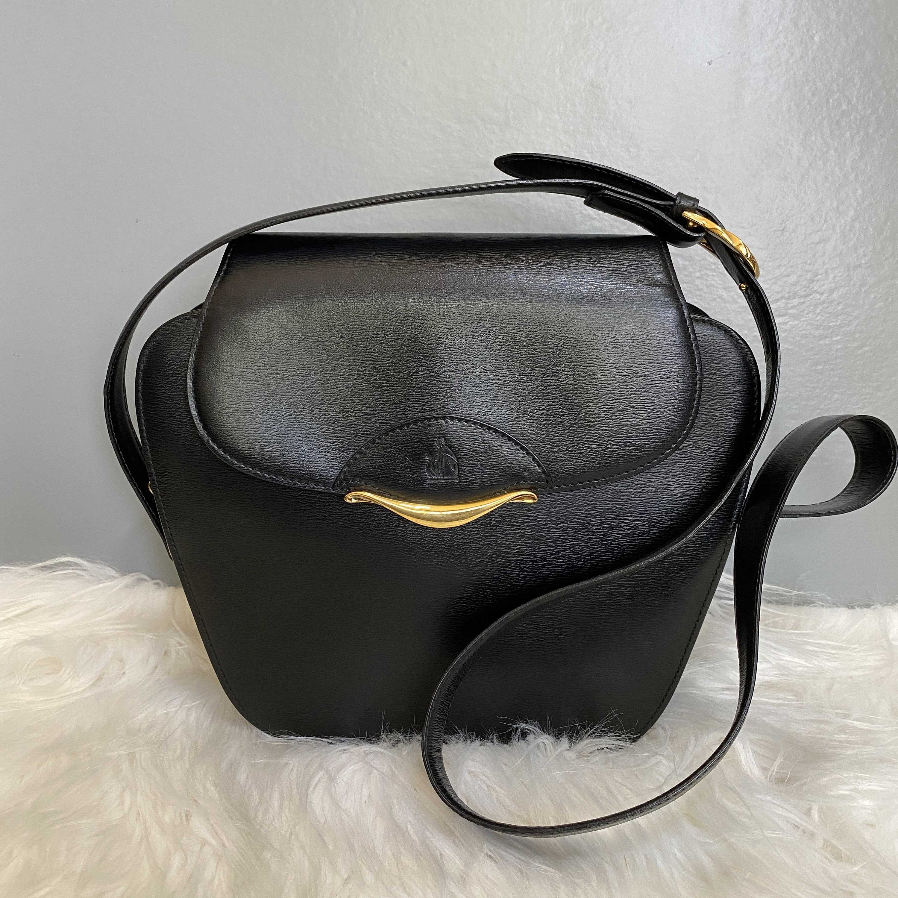 Louis Vuitton - Authenticated Nano Noé Handbag - Leather Beige Plain for Women, Never Worn