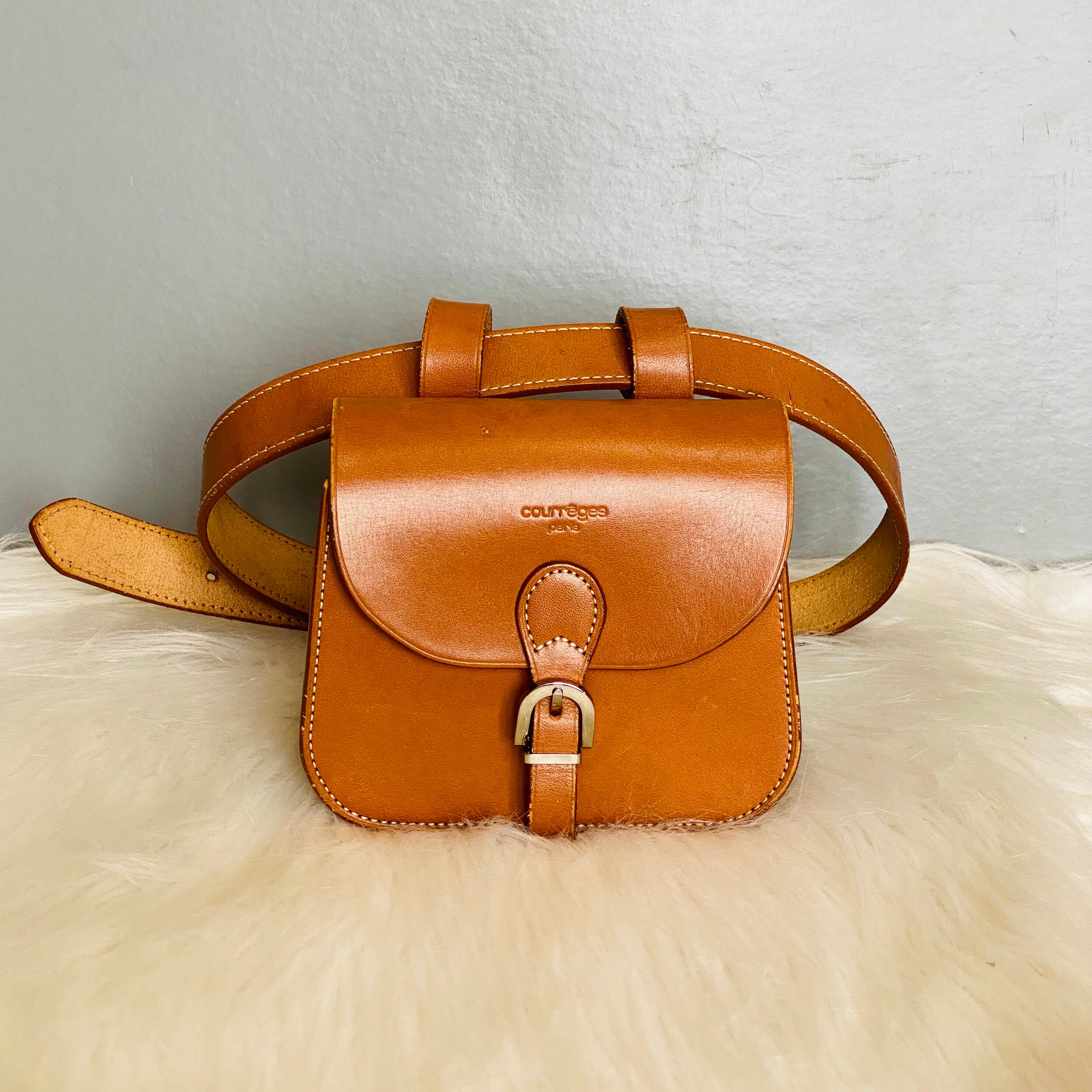 Vintage Courreges Crossbody Bag – Secondista