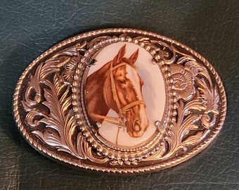 Vintage Solid Brass Western Horse Portrait Plaque in Cream Belt Buckle Pinto Horse Association Solid Brass Vintage Belt Buckle by  main image 4