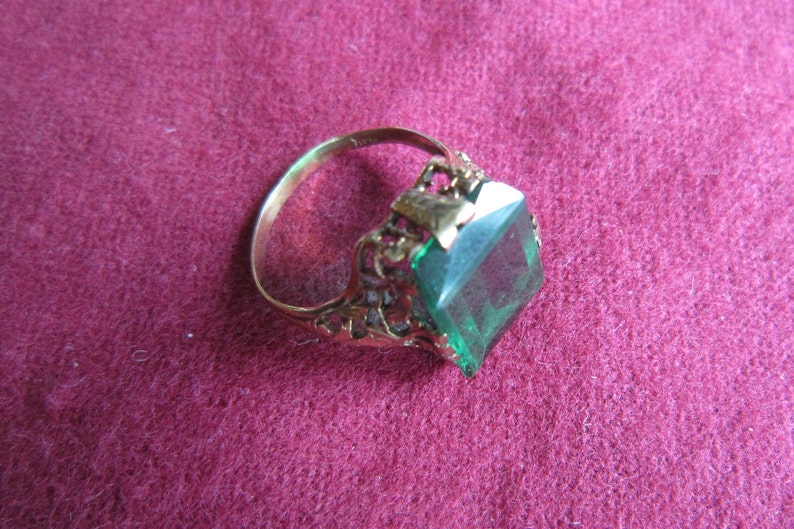 Antique Gold Filigree Ring Original Green Faux Emerald cut Emerald image 6