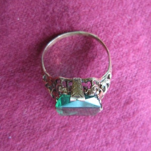 Antique Gold Filigree Ring Original Green Faux Emerald cut Emerald image 7