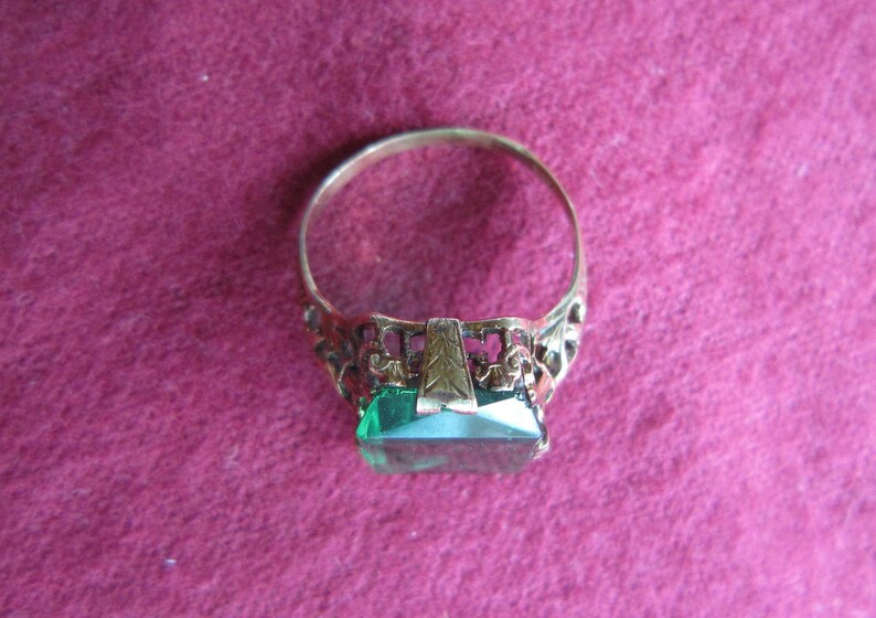 Antique Gold Filigree Ring Original Green Faux Emerald cut Emerald image 7