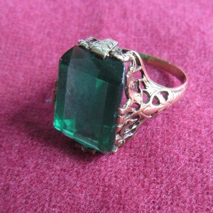 Antique Gold Filigree Ring Original Green Faux Emerald cut Emerald image 2