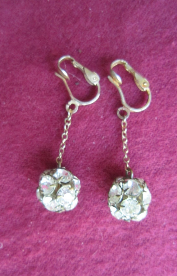 Vintage Dangle Bling Crystal Ball Clip On Earrings - image 3