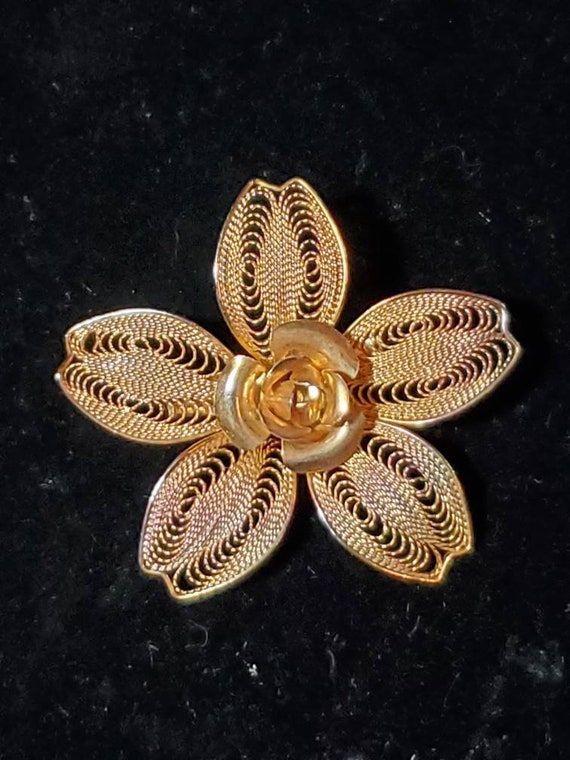 Vintage Gold filked/tone filigree floral Pin Broo… - image 1