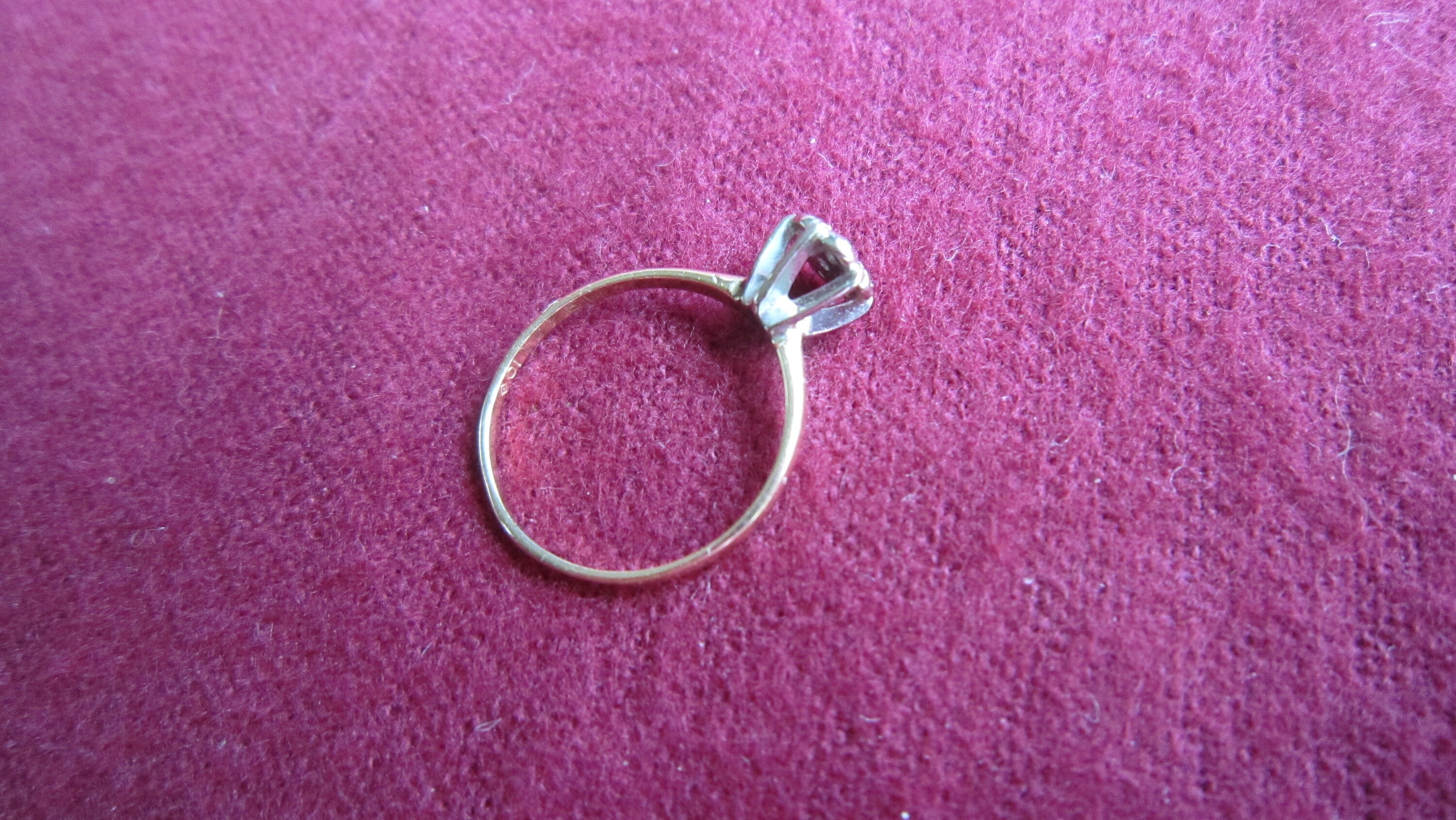 Gold Petite or Child's Vintage Engagement Style 7 Diamond Ring Sz 4 can