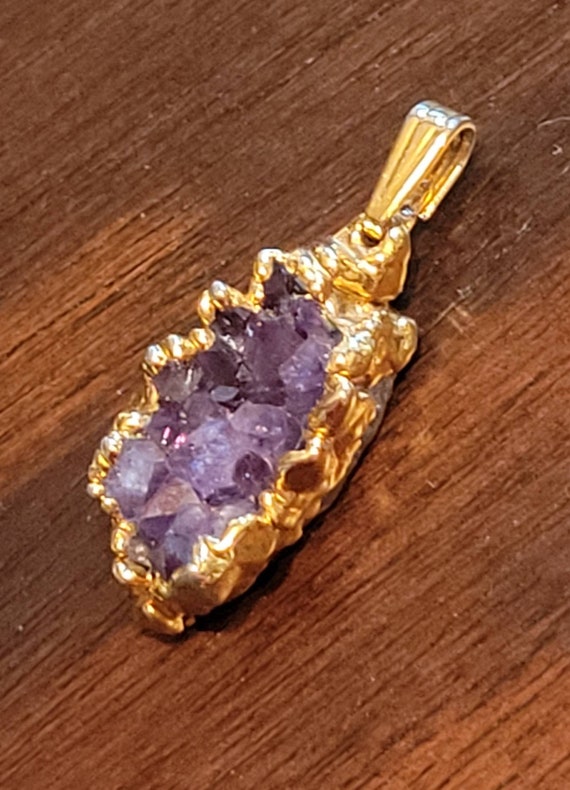 SALE Gold tone Nugget style Amethyst and Agate Rev