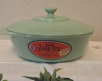 Jadeite Fire King 2000 Pie Plate - Vintage Anchor Hocking JADE-ITE
