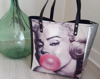 Marylin fan tote bag with black and silver leather handles leather and pink star