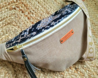 crossbody belt bag in beige velvet and snakeskin suede