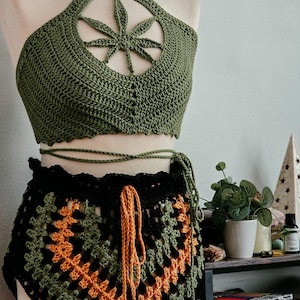 Women's Pot Leaf Crochet Top | 420 Festival Top | Marijuana Leaf Crop Top | Weed Leaf Halter Made to Order | Multiple Color and Size Options