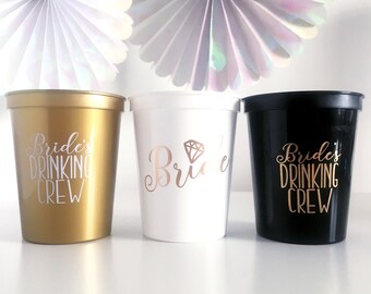 Bachelorette Party Favors, Bachelorette Party Cups, Bachelorette Decor, Bachelorette Party, Brides Drinking Crew, Gold Bachelorette Cups