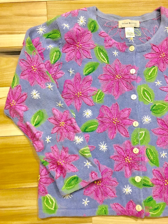 1980s Daisy Embroidered Jewel Neck Cardigan in Lil