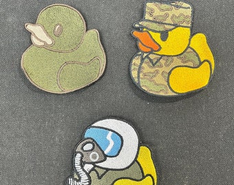Quietscheentchen Patch im Militärstil, voll gestickt