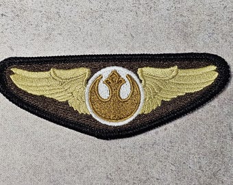 Gold Squadron Rebel Fighter Pilot Flight Wings Aviator Badge Embroidered Patch Star Wars Costume