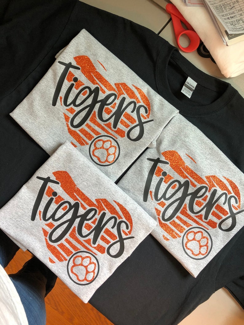 Girls or ladies Tigers Glitter t shirt with heart Tigers Hoody Tigers Long sleeve T shirt wirh Glitter. Tigers T shirt with glitter heart