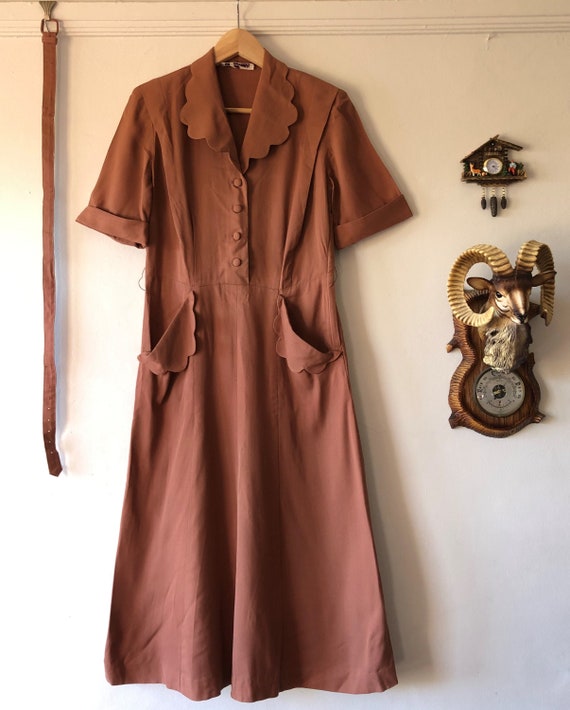 1940s Gabardine Day Dress - size medium/large