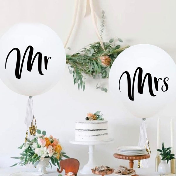 Mr and Mrs Balloon, Mrs Balloon, Engagement Balloons, Wedding Balloons, Jumbo Balloons, Mr and Mrs Decor, Mr and Mrs Sign, White Balloons