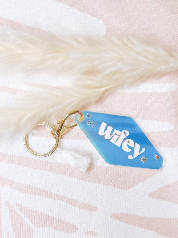 Personalized Wifey Keychain Retro Motel Keychain Gifts for Women Bride To Be Keychain Wedding Gift Ideas Personalized Gifts for Her Il_570xn