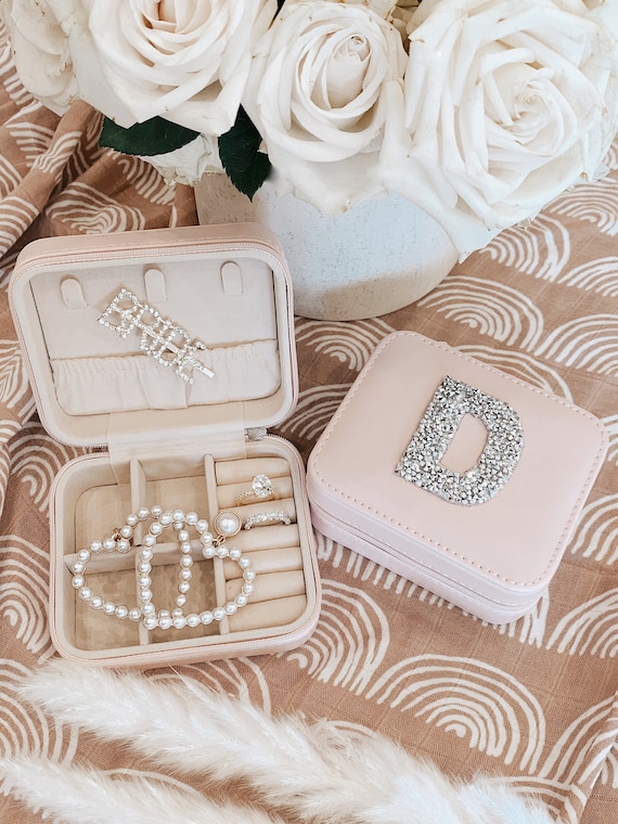 Personalized jewelry box hotsell for teenage girl