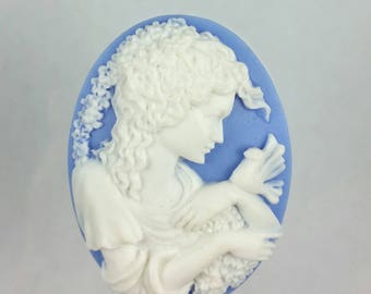 Cameo cabochon 30x40mm blue and white