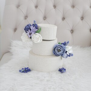 BLUE MUSCARI Paper Flower Cake Topper, Wedding Accessories, Blue Wedding