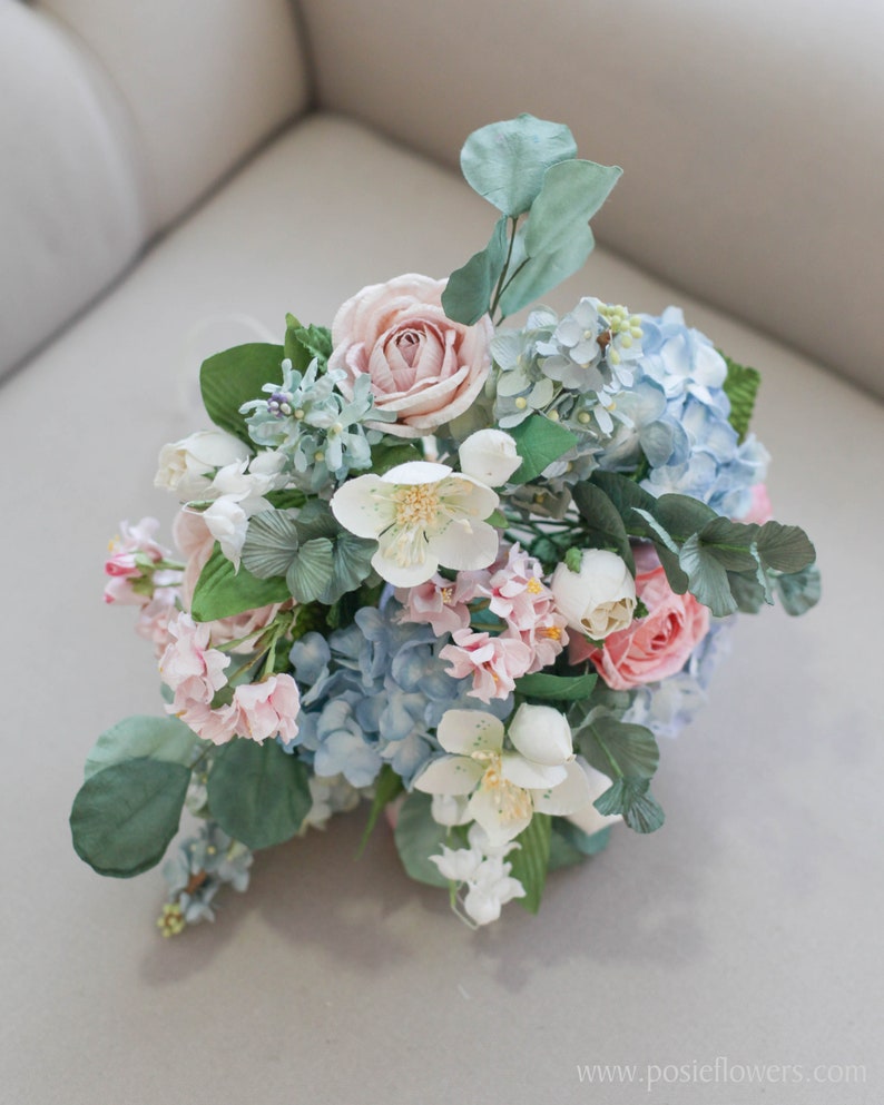 Diameter 9 HYDRANGEA BLOSSOM Paper Bridesmaid Bouquet | Etsy