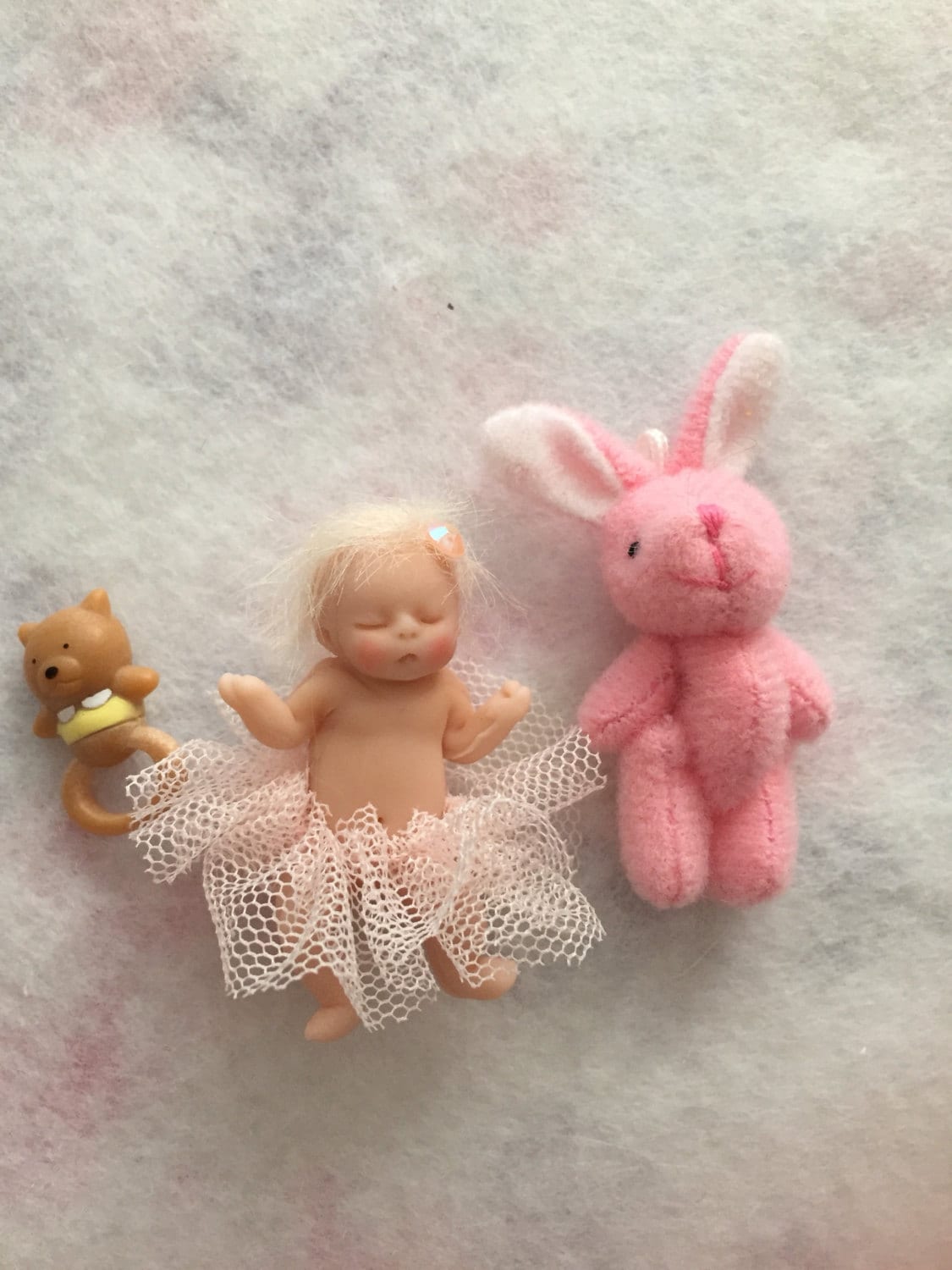 13pcs TINY PLASTIC BABIES Vintage Mini Baby Dolls Painted 