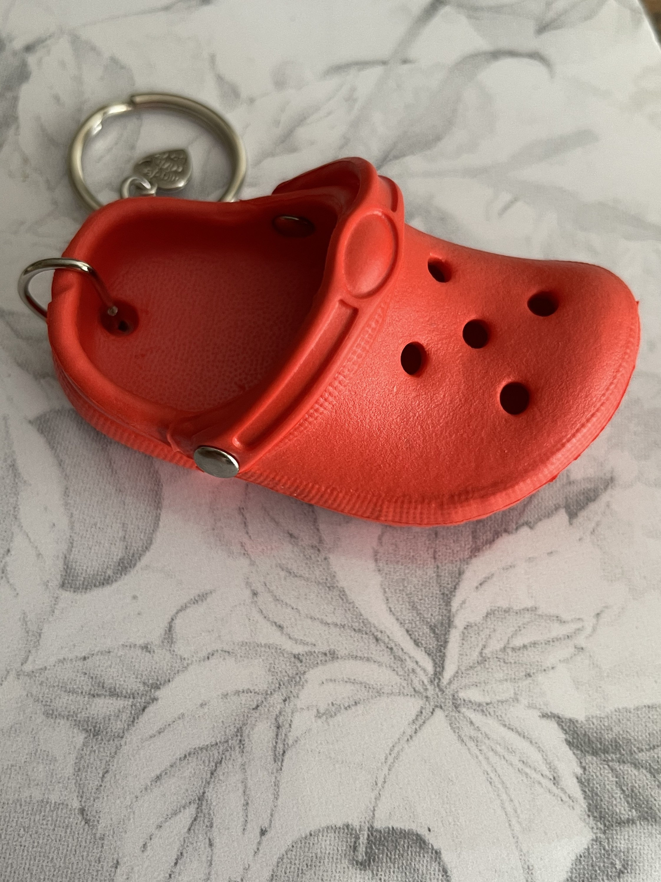 croc shoe keychain