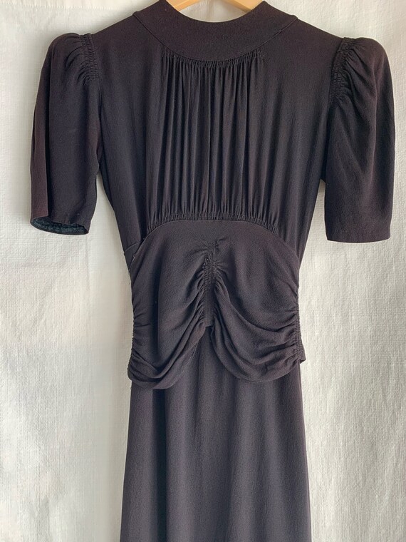 Vintage 1930s Xs Dark Brown/Black Rayon Crepe Dres