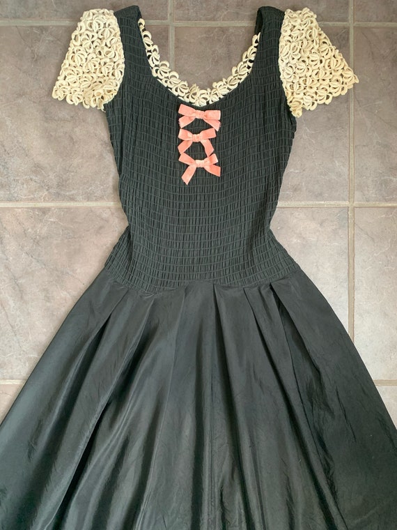 Vintage 1940s smocked black dress, velvet bow, Ori