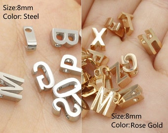 5-delige roestvrijstalen alfabet A-Z 26 letters kralen voor ketting DIY-bedel, 18k verguld of roségoud, 8 mm hanger met gat van 1,8 mm