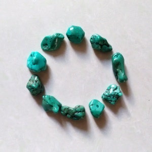 Raw Rough Turquoise Irregula ,Natural Turquoise Stone Beads,Raw Turquoise Green Blue Nuggets,Center Drilled Loose Gemstone Bracelet 0879