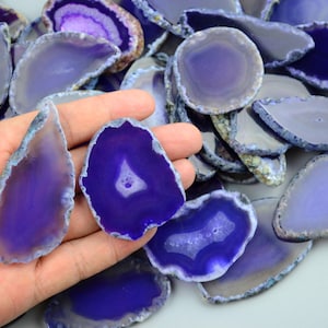 Losa de piedra en rodajas de ágata de UNA pieza - 2"-3"- para tarjetas de presentación de bodas Tarjetas de presentación Tarjetas de lugar - Púrpura