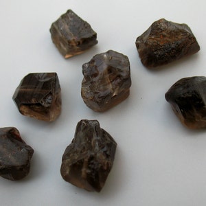 Raw Smoky Quartz Beads,Nugget Brown Crystal Bead,Natural Rough Punched Loose Gemstone Stone Centre Drilled Beads Bead Healing Crystal 0109