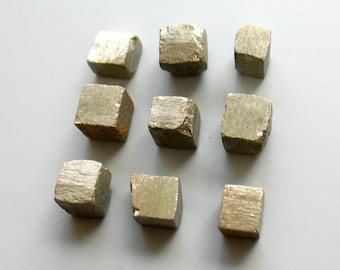 Cube Pyrite Specimens Nugget Undrilled ,Iron Pyrite Rough Nugget,Fools Gold Stone,Wire Wrap Jewelry Supply Ore Geometric Metallic 0889
