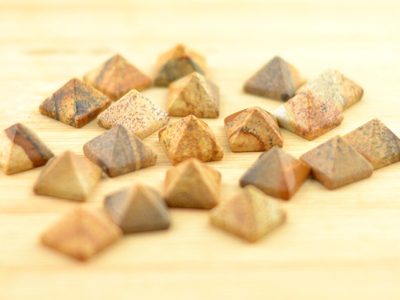Picture Jasper Pyramid Cabochons Natural Brown Stones Ring Cab Gemstone Polished Small Loose Stones 14mm Square Base 10mm High