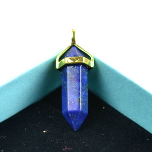 Natural Blue Lapis Lazuli  Stone Point Pendant Charm Come With a Golden Chain