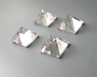 Natural Rock Crystal Quartz  Pyramid Healing Crystal,Clear Crystal Natural Mineral Quartz Point Triangle Size Optional 1309