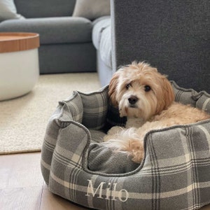 High sided top dog bed