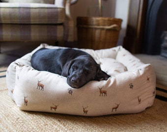 Personalised Box Bed For Dogs - Woodlands Collection Luxury Dog Beds | Ideal For Puppies | The Perfect Dog Bed For Bliss Nap-Time | Handmade