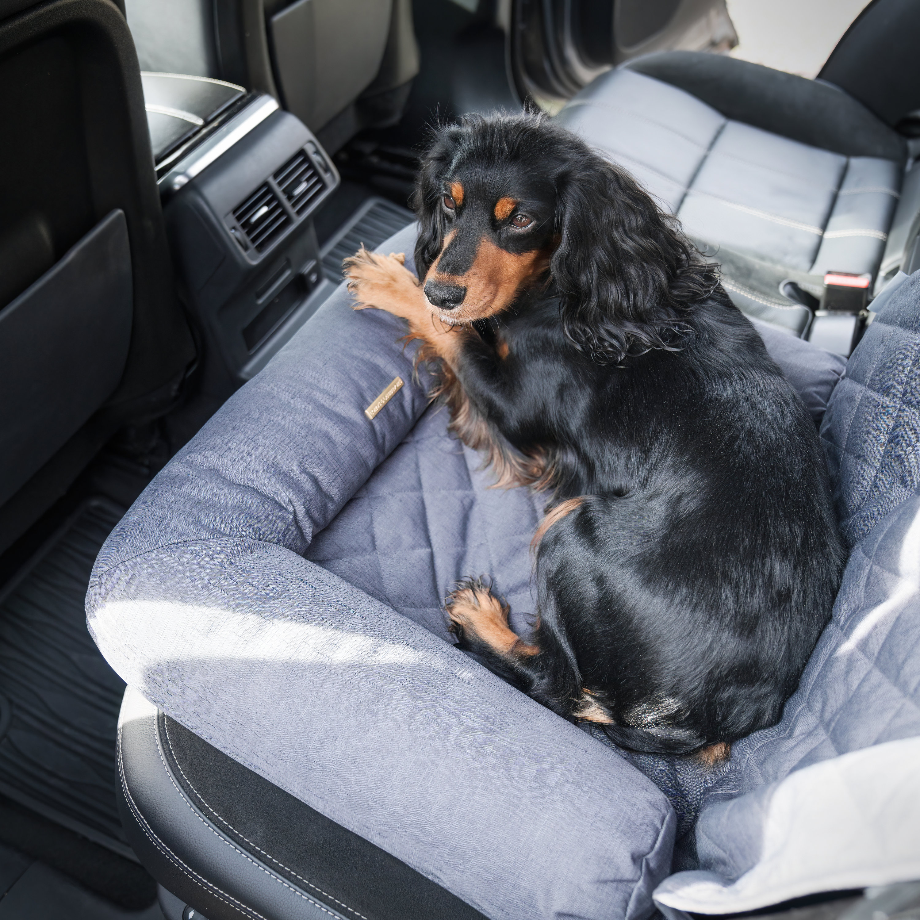 Lords Labradors Travel Seat Dog Snoozer Luxury Dog Bed for