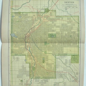Denver, Colorado - Carte des rues et des chemins de fer originale datée de 1910 par Dodd Mead and Company. Ville antique
