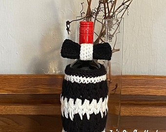 Tuxedo Wine Cozy Crochet Pattern - Crochet Pattern Only - Digital Download for Tuxedo Wine Cozy