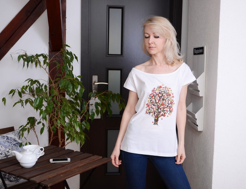 SALE T-shirt with print Tree of Happiness image 6