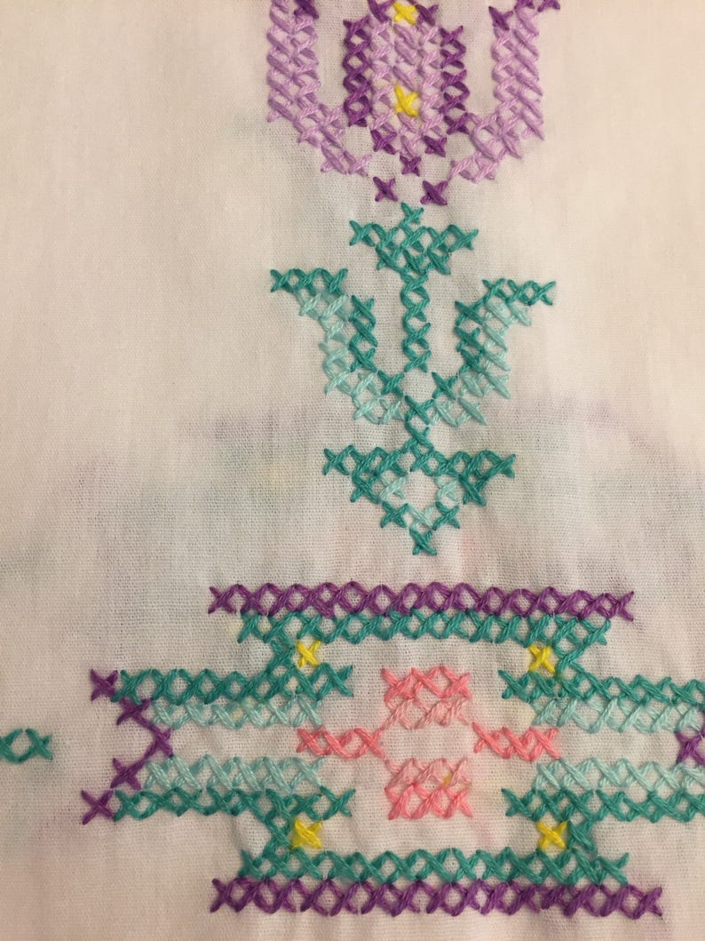 Cross Stitch Table Runner Pattern Free - Cross Stitch Patterns